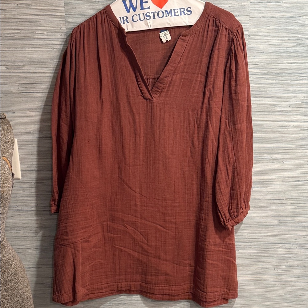 Old Navy Women's Brown V-Neck Dress great for fall with some high boots